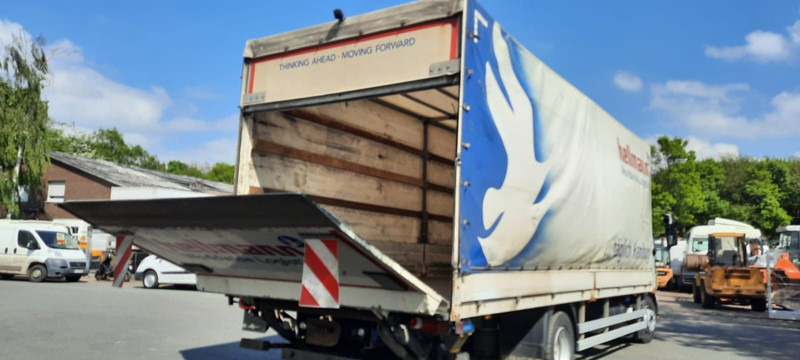 Volvo FL 6-250PS Plane Spriegel LBW Klima - شاحنة ستارة: صور 4 Volvo FL 6-250PS Plane Spriegel LBW Klima - شاحنة ستارة: صور 4