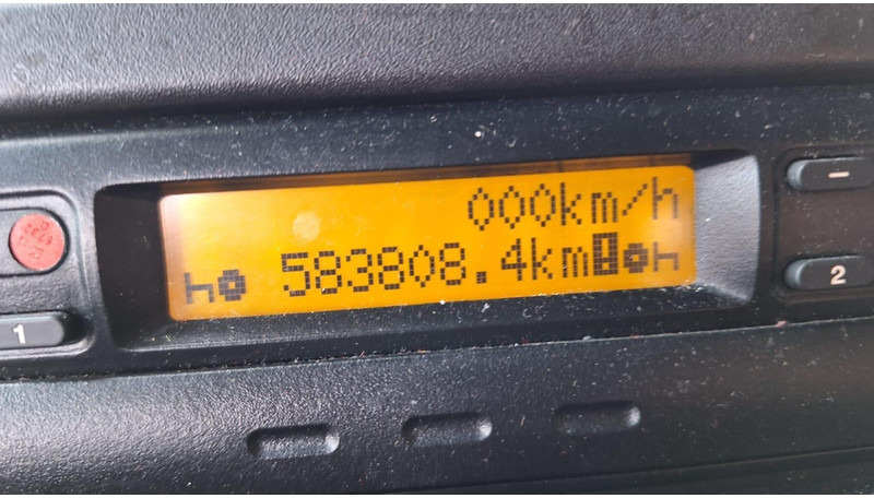 Volvo FM7 6x2 Koffer 3x vorhanden - شاحنات مسطحة: صور 4 Volvo FM7 6x2 Koffer 3x vorhanden - شاحنات مسطحة: صور 4