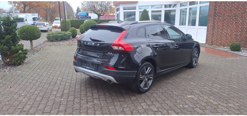 Volvo V40 Cross Country You! - هاتشباك: صور 4 Volvo V40 Cross Country You! - هاتشباك: صور 4