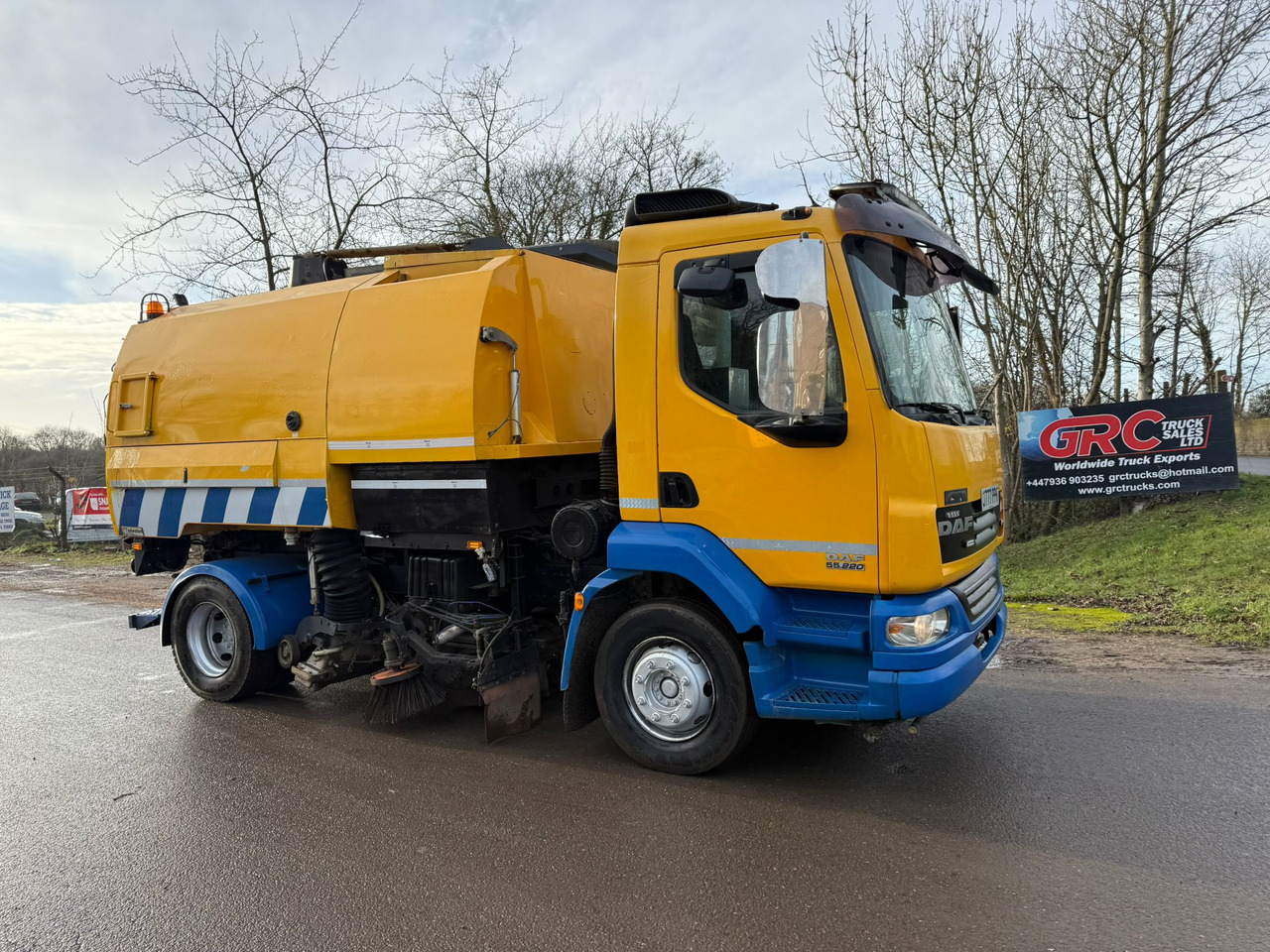 2010 DAF LF 55.220 Road Sweeper - شاحنات مسطحة: صور 3 2010 DAF LF 55.220 Road Sweeper - شاحنات مسطحة: صور 3