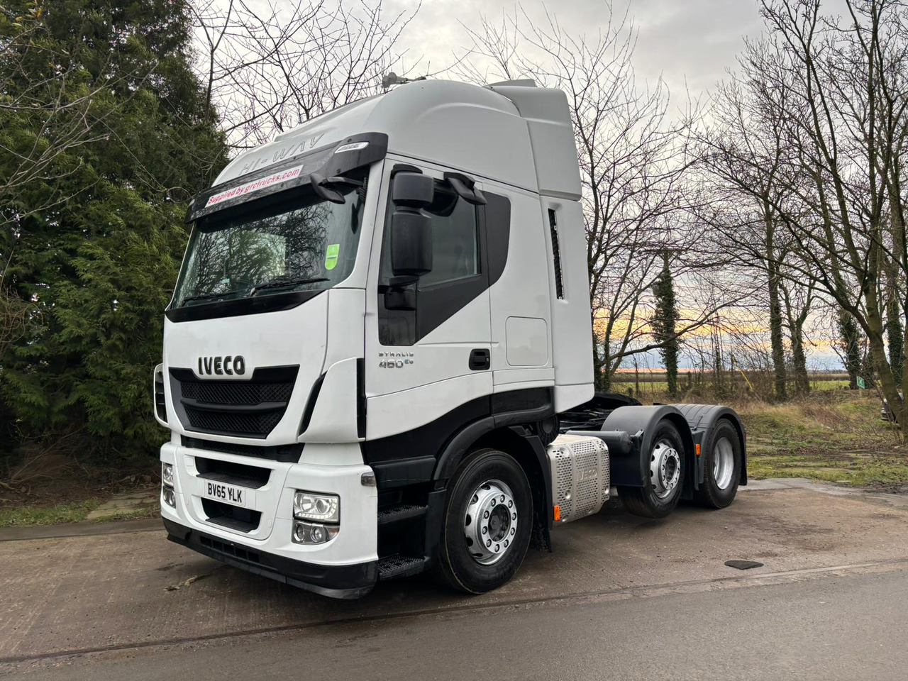 2015 Iveco Stralis 440 Tractor Unit LNK - شاحنة جرار: صور 5 2015 Iveco Stralis 440 Tractor Unit LNK - شاحنة جرار: صور 5