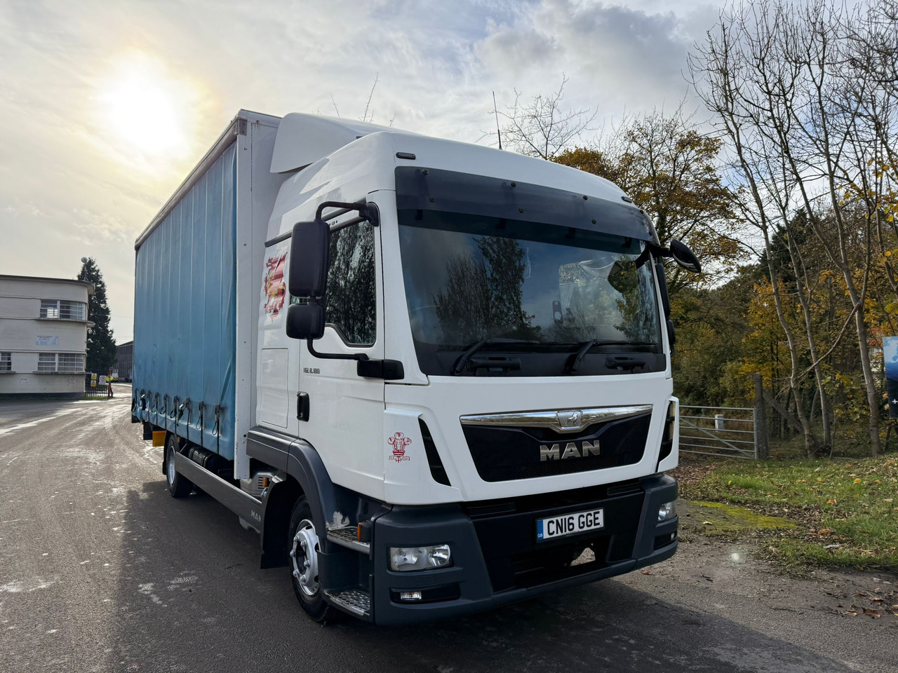 2016 MAN TGL Curtainside Truck - شاحنة ستارة: صور 2 2016 MAN TGL Curtainside Truck - شاحنة ستارة: صور 2