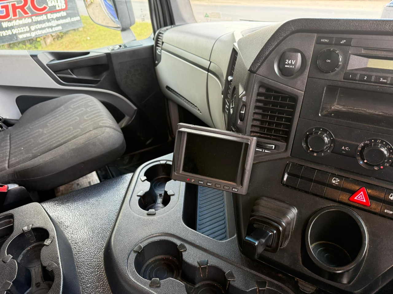 بصندوق مغلق شاحنة 2016 Mercedes Antos 1824 Rigid Truck: صور 27