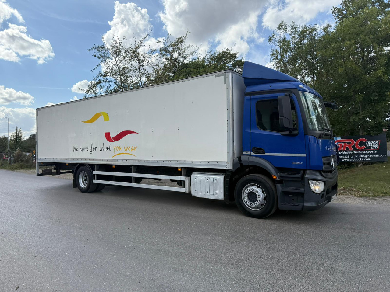 بصندوق مغلق شاحنة 2016 Mercedes Antos 1824 Rigid Truck: صور 13
