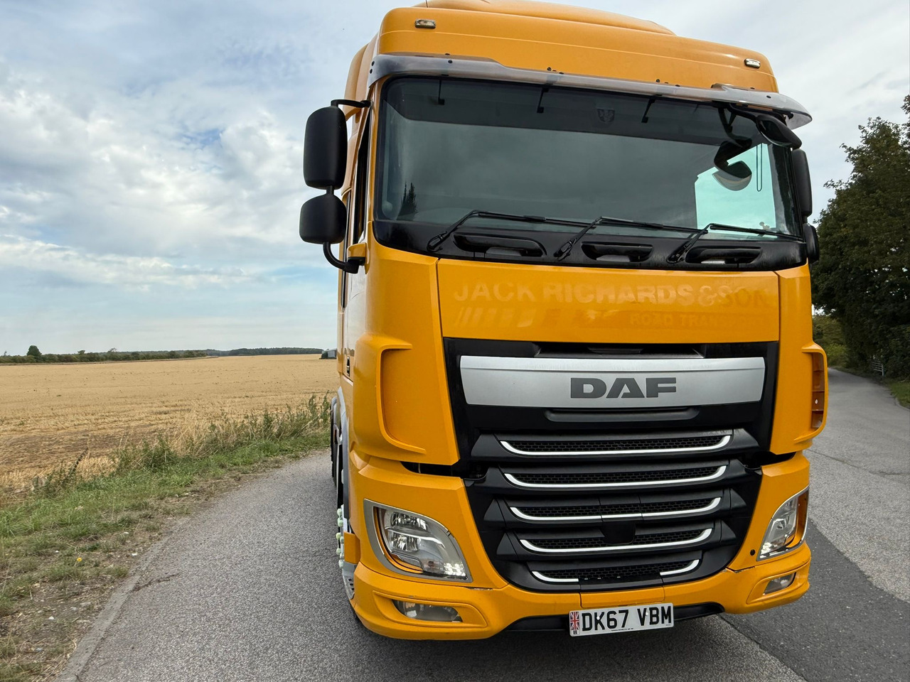 2017 DAF XF 460 Tractor Unit - شاحنة جرار: صور 3 2017 DAF XF 460 Tractor Unit - شاحنة جرار: صور 3