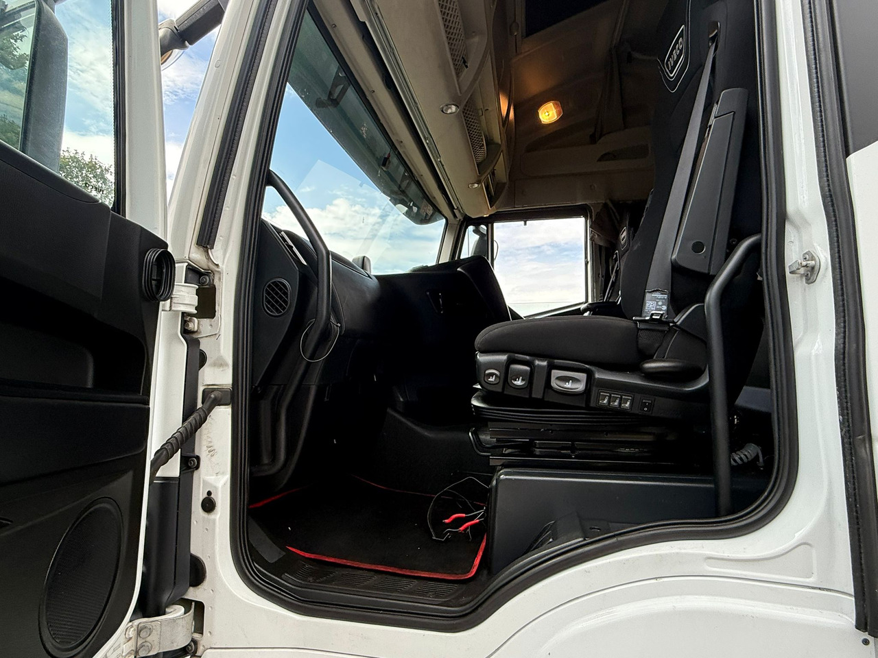 شاحنة جرار 2020 Iveco Stralis 460 Tractor Unit Gas: صور 32