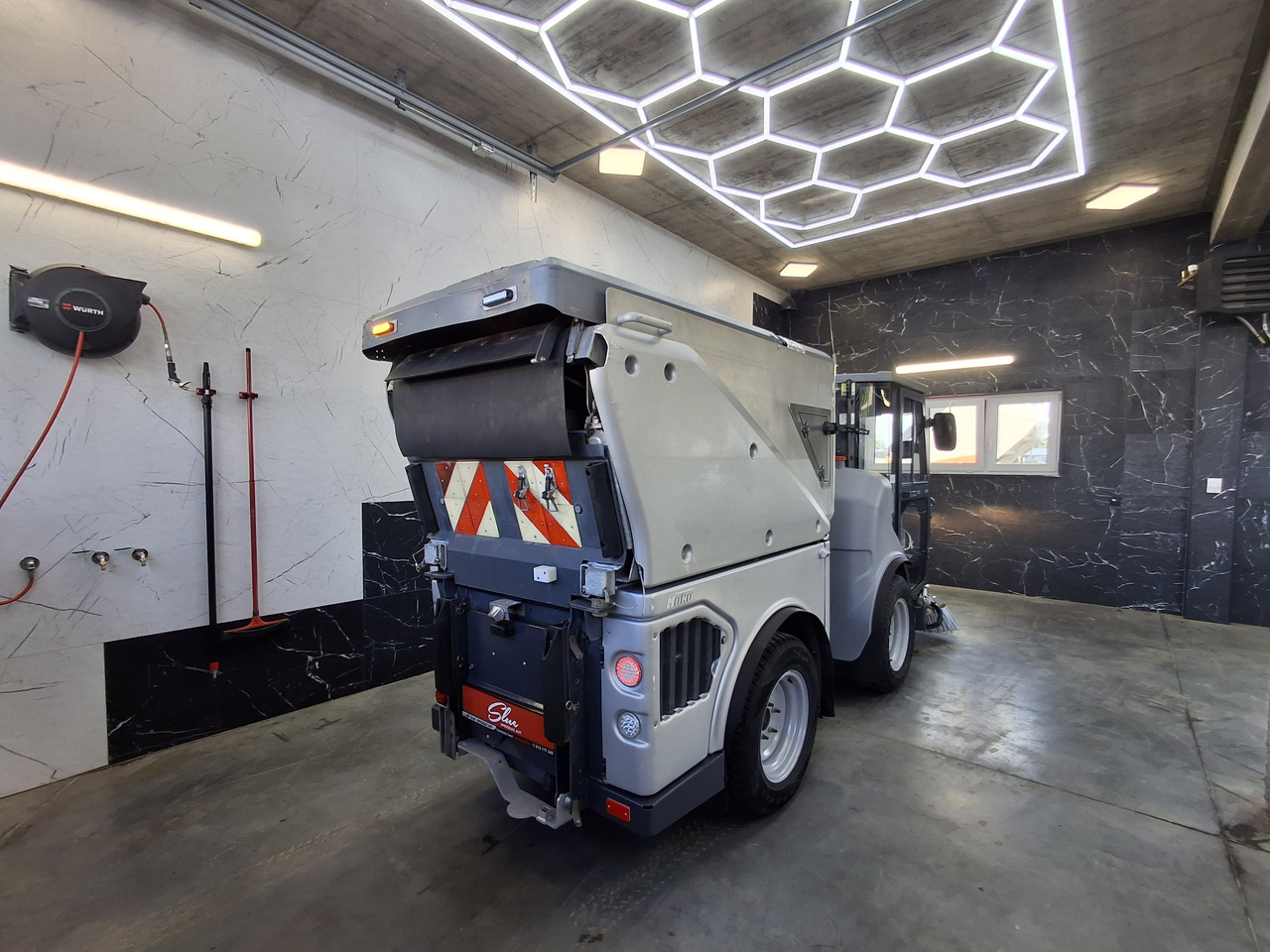 HAKO Citymaster 1600 Kehrmaschine Zamiatarka PM2.5 Euro 6 2019r - سياره كنس شوارع: صور 2 HAKO Citymaster 1600 Kehrmaschine Zamiatarka PM2.5 Euro 6 2019r - سياره كنس شوارع: صور 2