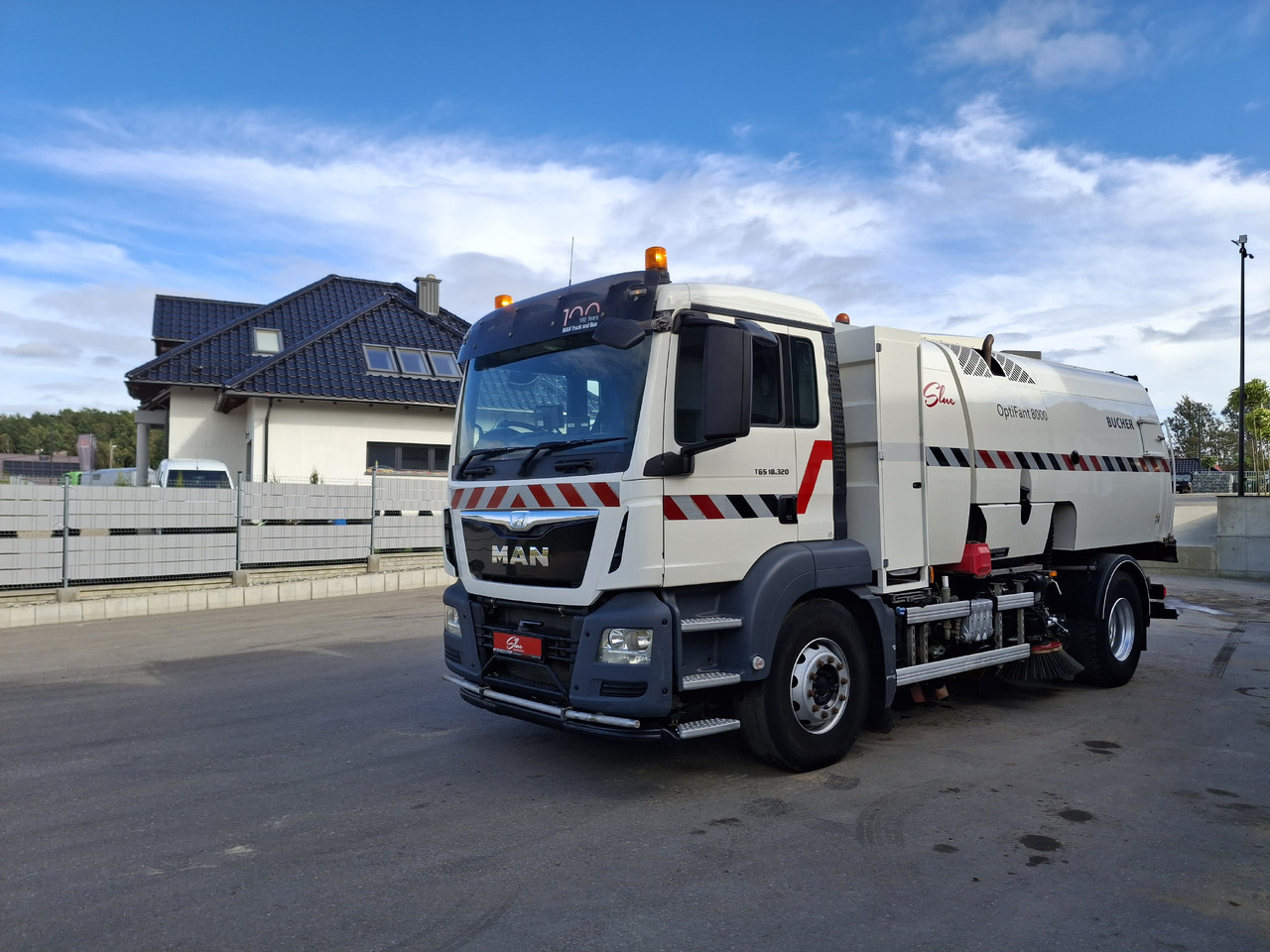 MAN TGS 18.320 Zamiatarka Kehrmaschine BUCHER OptiFant 8000 Karcher Euro 6 PM10 L/R Hochdruckreinigung - سياره كنس شوارع: صور 2 MAN TGS 18.320 Zamiatarka Kehrmaschine BUCHER OptiFant 8000 Karcher Euro 6 PM10 L/R Hochdruckreinigung - سياره كنس شوارع: صور 2