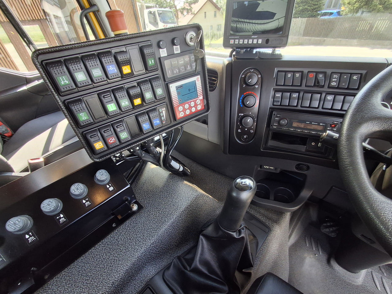 تأجير RENAULT C280 Kehrmaschine Zamiatarka SEMAT Zoeller FAUN Karcher L/R 2 Motoren 2018r 740 Mth Euro 6 RENAULT C280 Kehrmaschine Zamiatarka SEMAT Zoeller FAUN Karcher L/R 2 Motoren 2018r 740 Mth Euro 6: صور 43 تأجير RENAULT C280 Kehrmaschine Zamiatarka SEMAT Zoeller FAUN Karcher L/R 2 Motoren 2018r 740 Mth Euro 6 RENAULT C280 Kehrmaschine Zamiatarka SEMAT Zoeller FAUN Karcher L/R 2 Motoren 2018r 740 Mth Euro 6: صور 43