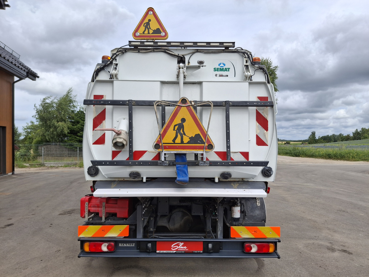 RENAULT Midlum 220 Zamiatarka Johnston VS500 Szczotki L/R Obie Strony Napęd Hydrostatyczny 2012r - سياره كنس شوارع: صور 5 RENAULT Midlum 220 Zamiatarka Johnston VS500 Szczotki L/R Obie Strony Napęd Hydrostatyczny 2012r - سياره كنس شوارع: صور 5