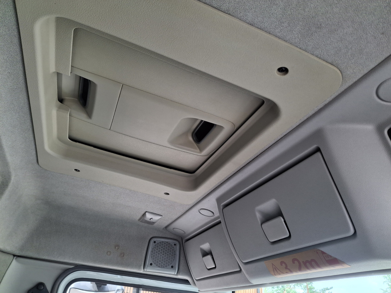 سياره كنس شوارع RENAULT Midlum 220 Zamiatarka Kehrmaschine Johnston L/R 2 Motoren 2 Silniki: صور 22