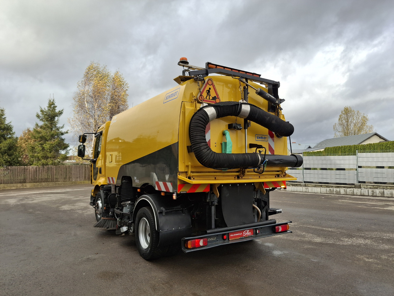 Renault Midlum 270 DXI Zamiatarka Kehrmaschine Schmidt L/R 2 Motoren - سياره كنس شوارع: صور 3 Renault Midlum 270 DXI Zamiatarka Kehrmaschine Schmidt L/R 2 Motoren - سياره كنس شوارع: صور 3