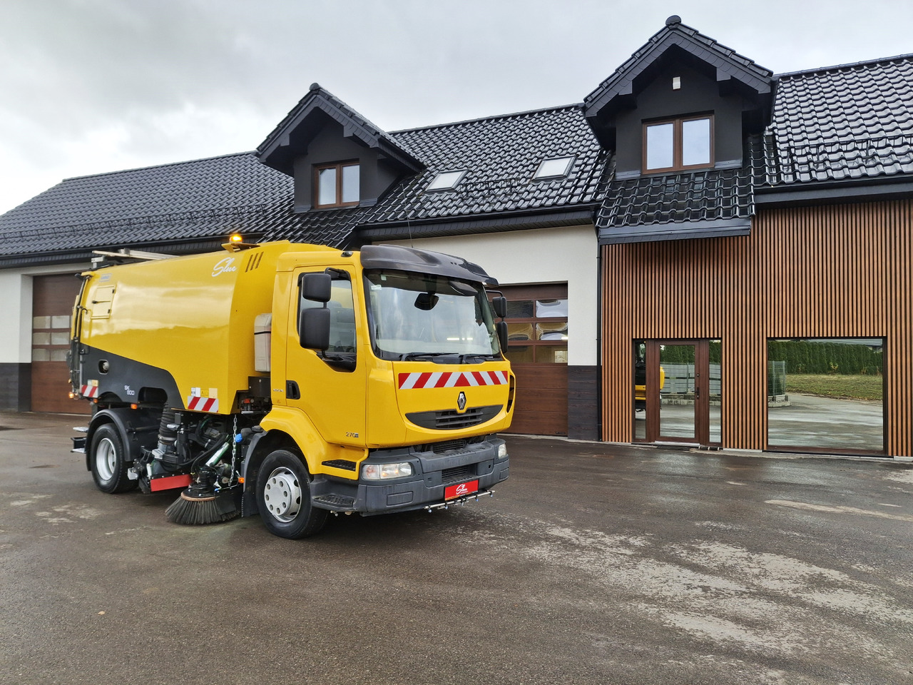 Renault Midlum 270 DXI Zamiatarka Kehrmaschine Schmidt L/R 2 Motoren - سياره كنس شوارع: صور 1 Renault Midlum 270 DXI Zamiatarka Kehrmaschine Schmidt L/R 2 Motoren - سياره كنس شوارع: صور 1