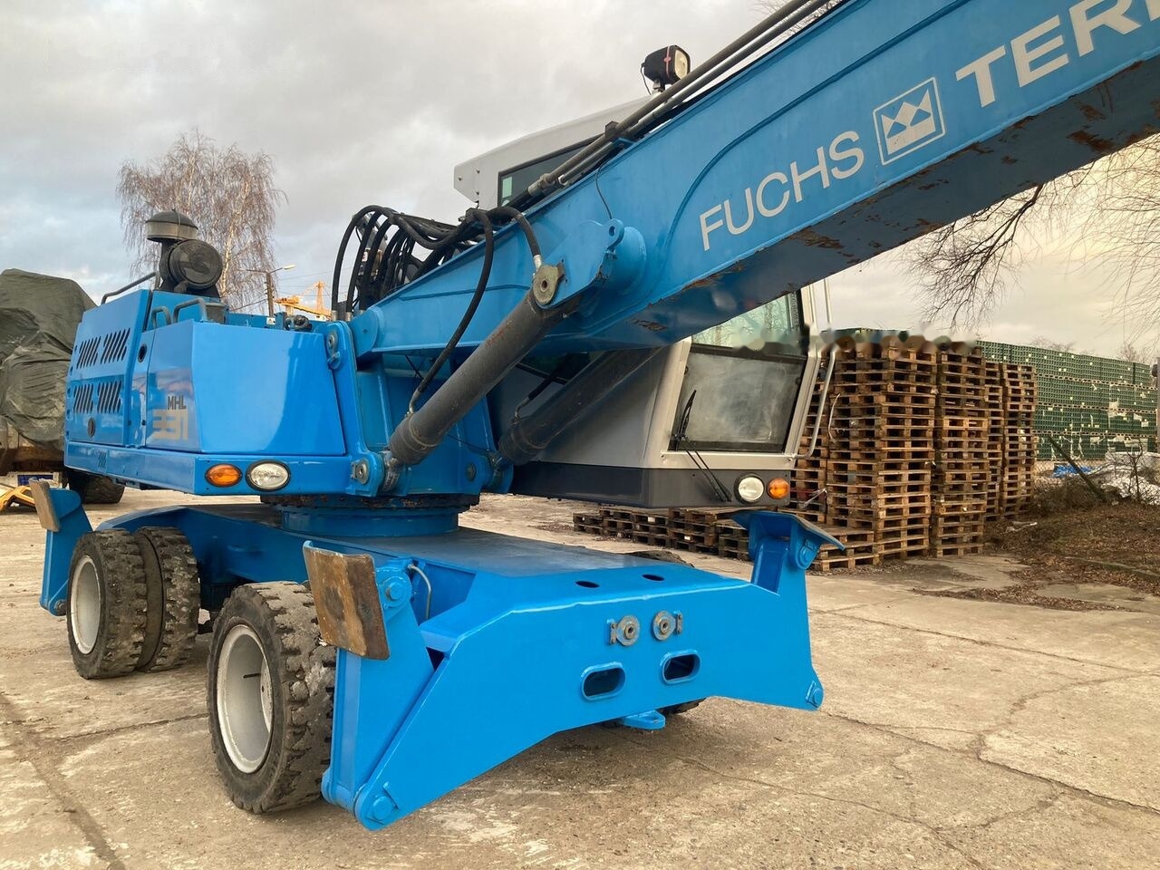 Fuchs MHL 331 D Generator - حفارة النقل والشحن: صور 5 Fuchs MHL 331 D Generator - حفارة النقل والشحن: صور 5