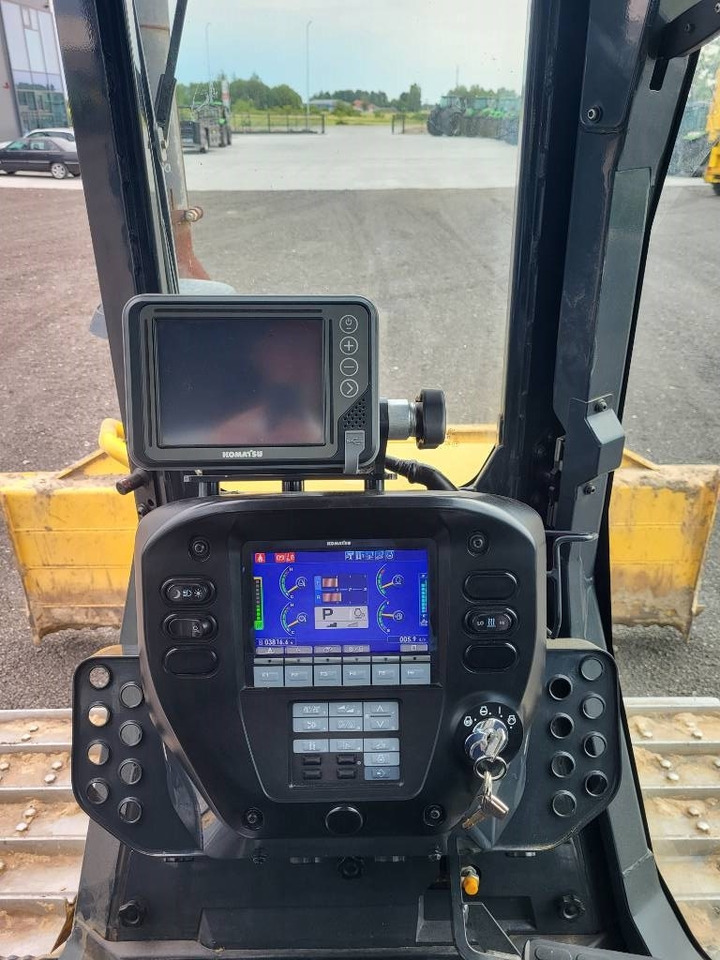 بلدوزر Komatsu D 51 EXi/PXi-24: صور 8