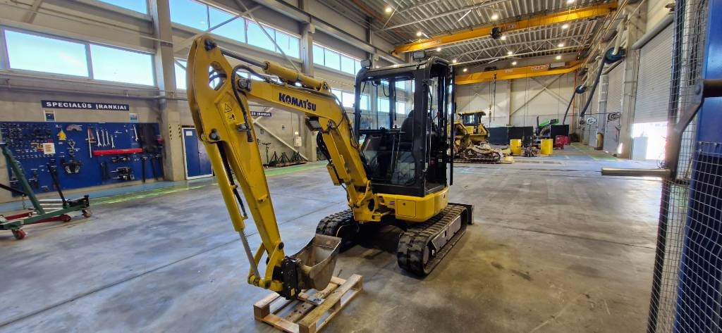 Komatsu PC 26 MR - حفارة مصغرة: صور 2 Komatsu PC 26 MR - حفارة مصغرة: صور 2