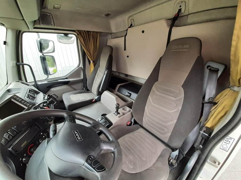 بصندوق مغلق شاحنة DAF FA 45.180 4X2 KITCHEN: صور 10 بصندوق مغلق شاحنة DAF FA 45.180 4X2 KITCHEN: صور 10