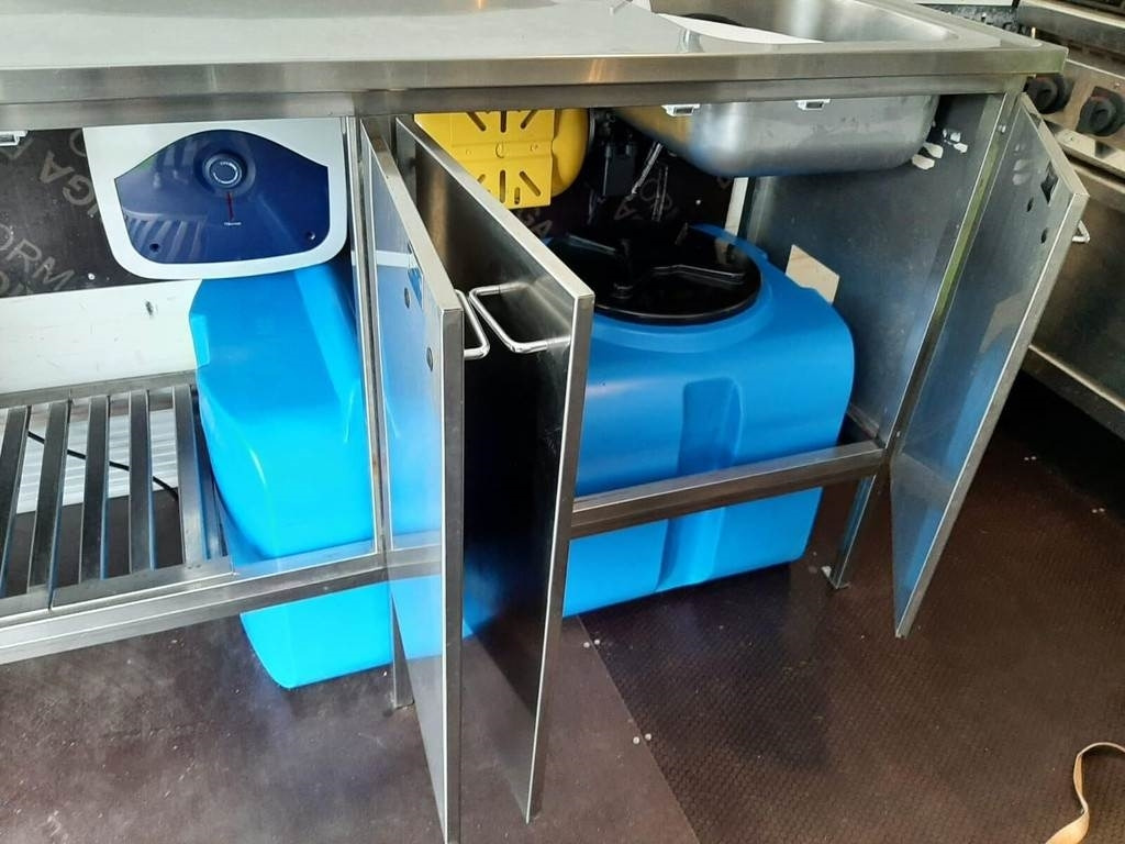 بصندوق مغلق شاحنة DAF FA 45.180 4X2 KITCHEN: صور 17 بصندوق مغلق شاحنة DAF FA 45.180 4X2 KITCHEN: صور 17