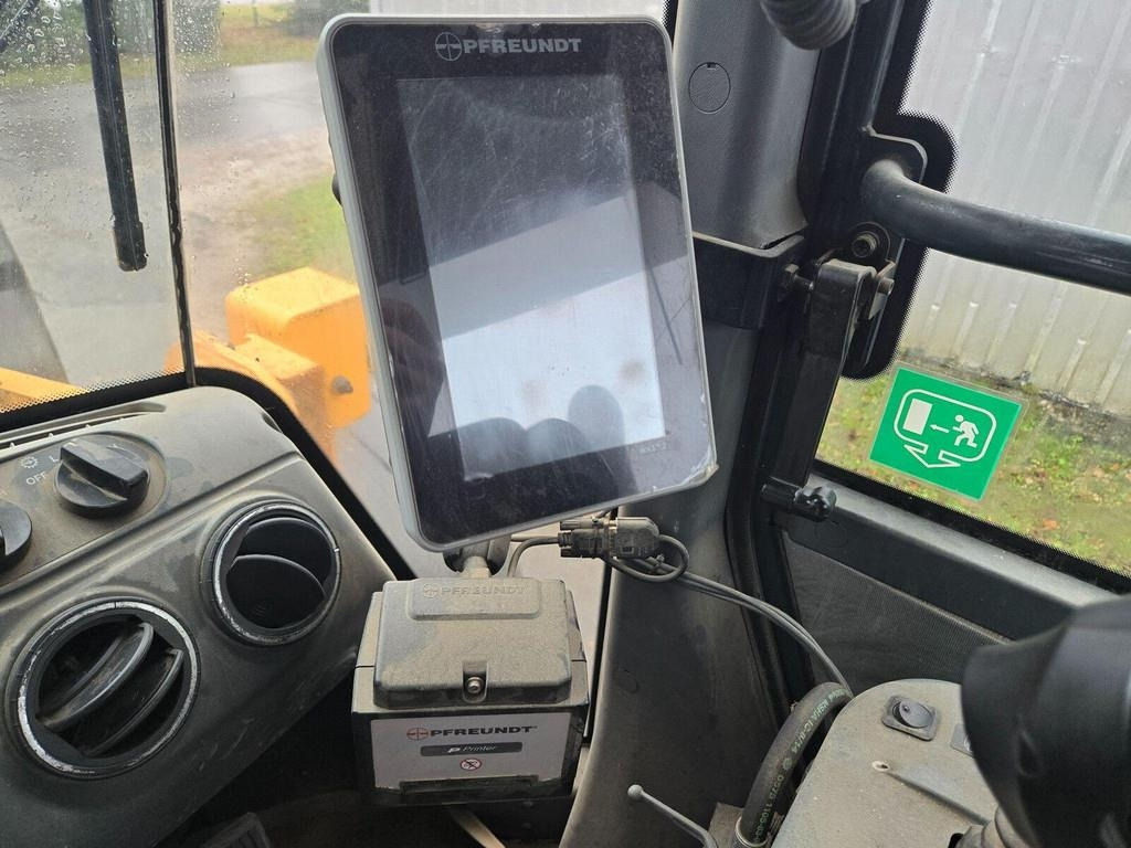 اللودر بعجل Hyundai HL760-9: صور 17