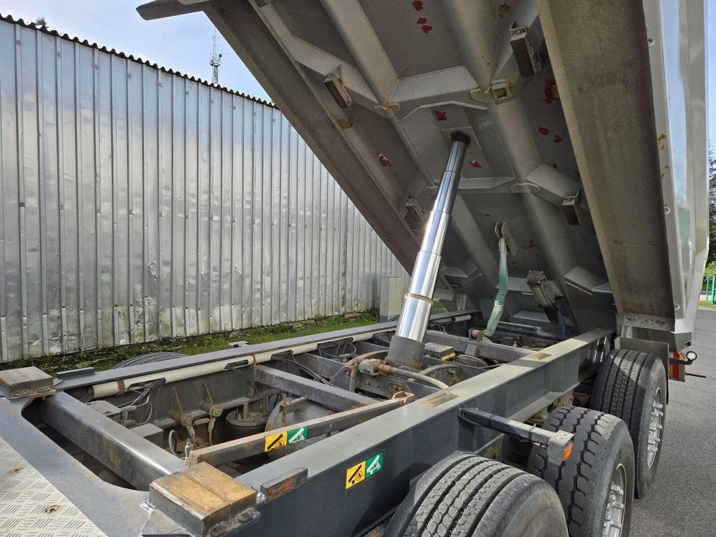 Maur TIPPER TRAILER 3 AXEL  - قلابة مقطورة: صور 2 Maur TIPPER TRAILER 3 AXEL  - قلابة مقطورة: صور 2