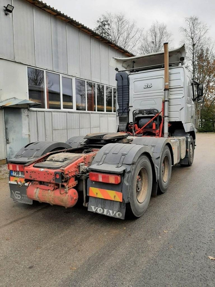 Volvo F16 600 6X4 450kW - شاحنة جرار: صور 3 Volvo F16 600 6X4 450kW - شاحنة جرار: صور 3