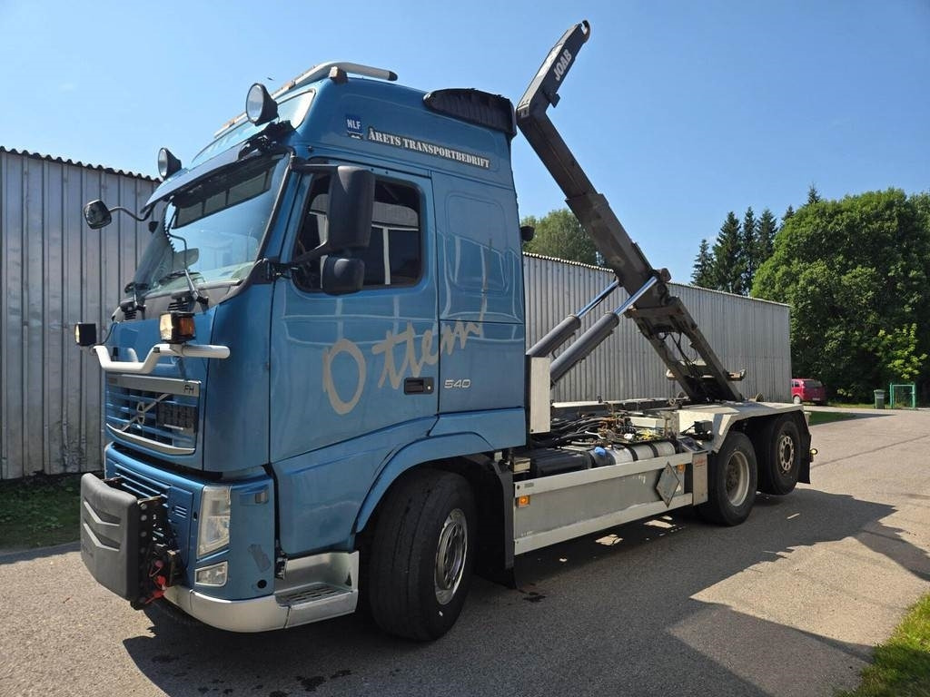 Volvo FH540 6X2 JOAB - شاحنة ذات الخطاف: صور 3 Volvo FH540 6X2 JOAB - شاحنة ذات الخطاف: صور 3