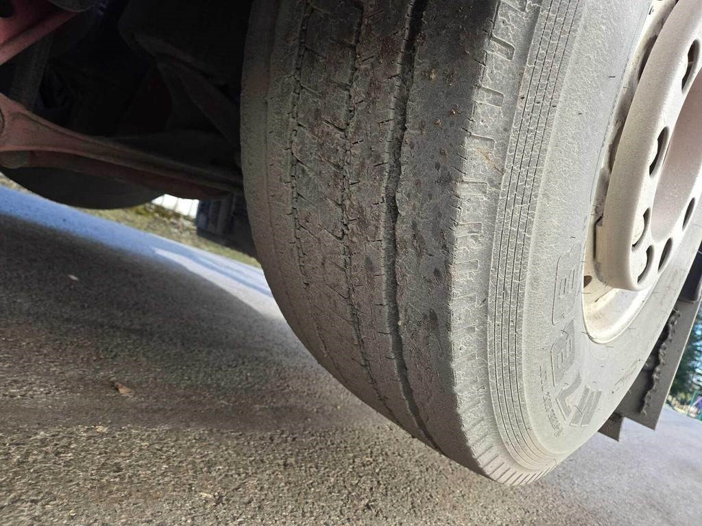 الشاسيه شاحنة Volvo FH540 8X4 CHASSY: صور 15 الشاسيه شاحنة Volvo FH540 8X4 CHASSY: صور 15