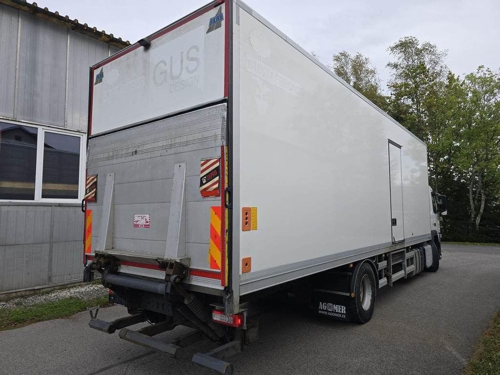 Volvo FM330 4X2 - بصندوق مغلق شاحنة: صور 4 Volvo FM330 4X2 - بصندوق مغلق شاحنة: صور 4