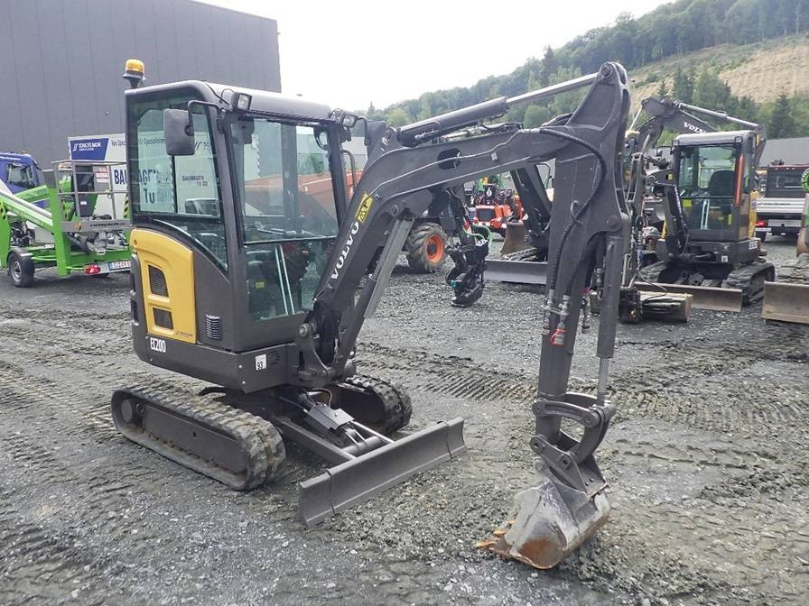 Volvo EC 20 D  - حفارة مصغرة: صور 3 Volvo EC 20 D  - حفارة مصغرة: صور 3