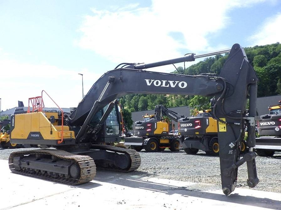 Volvo EC 300 E - حفارات زحافة: صور 3 Volvo EC 300 E - حفارات زحافة: صور 3