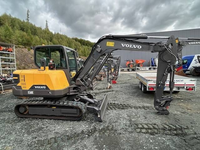 Volvo EC 60 E - حفارة مصغرة: صور 3 Volvo EC 60 E - حفارة مصغرة: صور 3