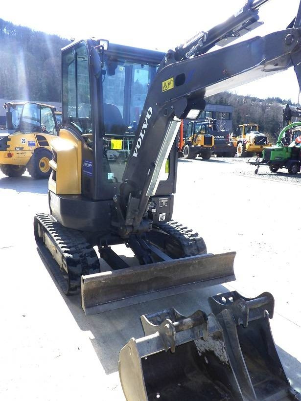 Volvo ECR 25 D - حفارة مصغرة: صور 3 Volvo ECR 25 D - حفارة مصغرة: صور 3
