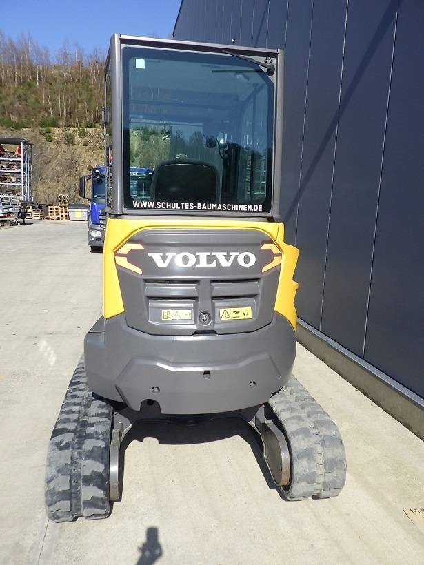 Volvo ECR 25 D - حفارة مصغرة: صور 5 Volvo ECR 25 D - حفارة مصغرة: صور 5