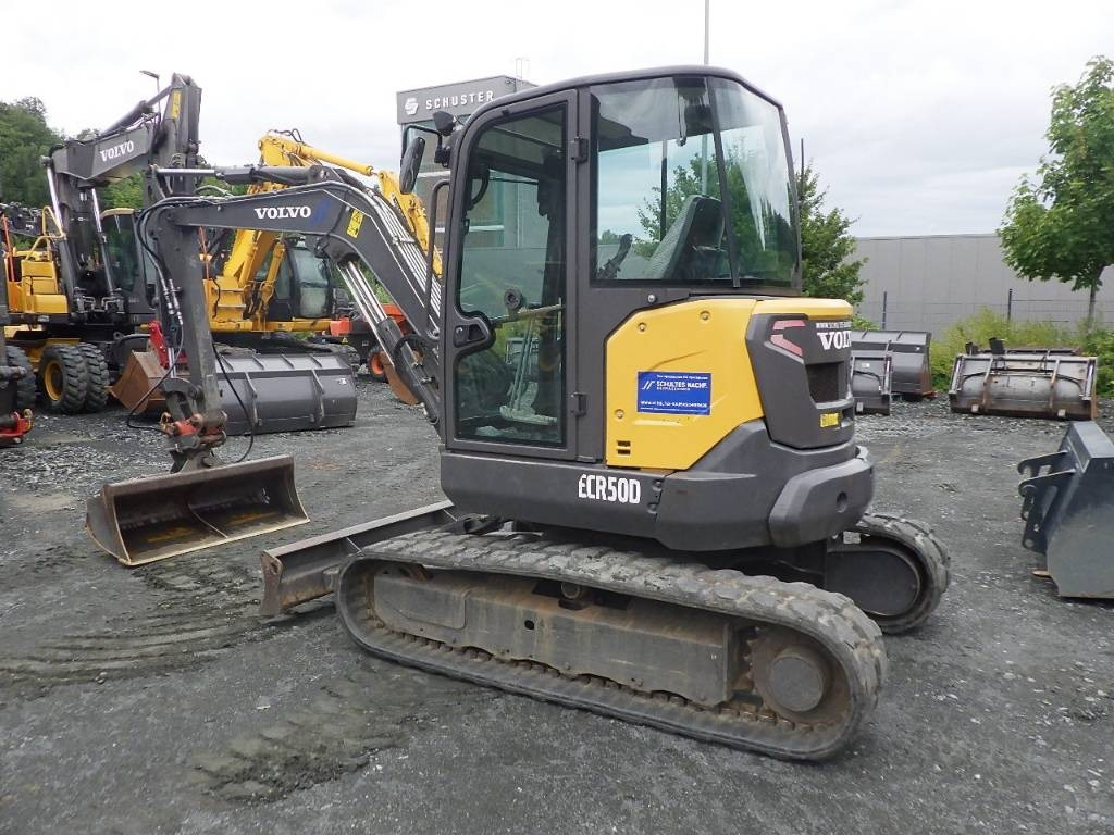 Volvo ECR 50 D - حفارة مصغرة: صور 5 Volvo ECR 50 D - حفارة مصغرة: صور 5