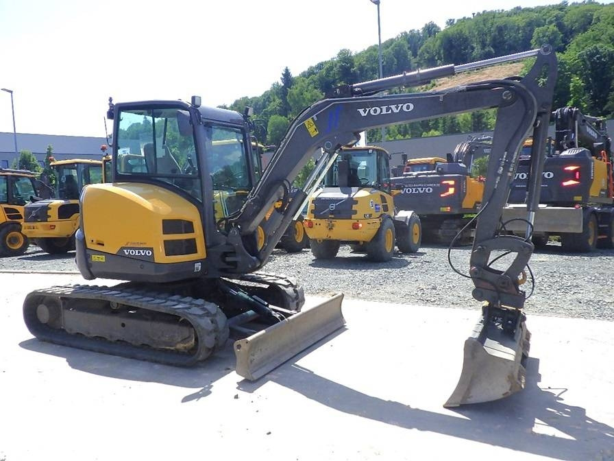 Volvo ECR 50 D - حفارة مصغرة: صور 2 Volvo ECR 50 D - حفارة مصغرة: صور 2
