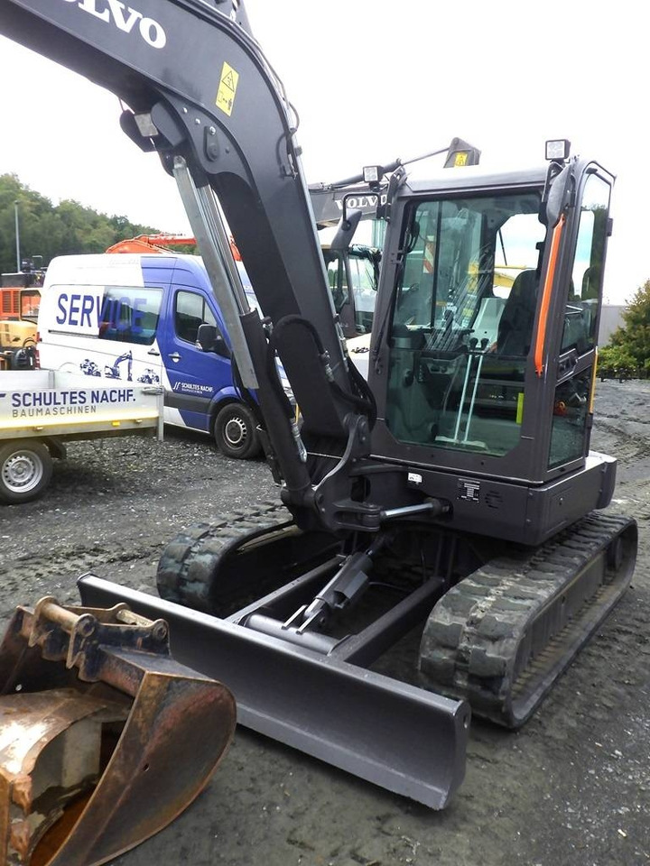 Volvo ECR 58 F - حفارة مصغرة: صور 2 Volvo ECR 58 F - حفارة مصغرة: صور 2