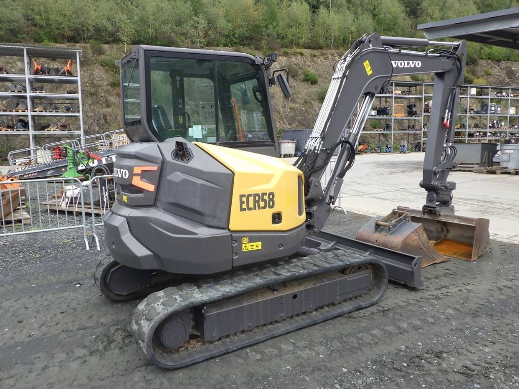 Volvo ECR 58 F - حفارة مصغرة: صور 5 Volvo ECR 58 F - حفارة مصغرة: صور 5