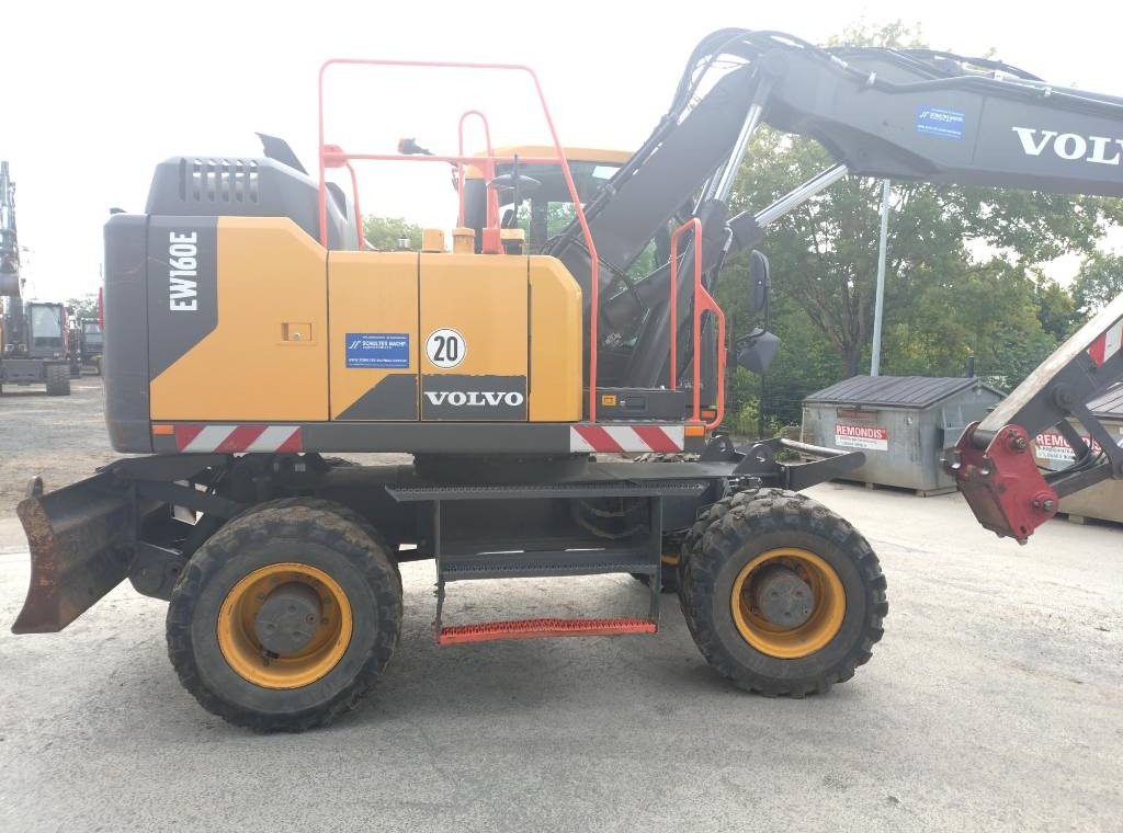 Volvo EW 160 E - حفارة على عجلات: صور 5 Volvo EW 160 E - حفارة على عجلات: صور 5