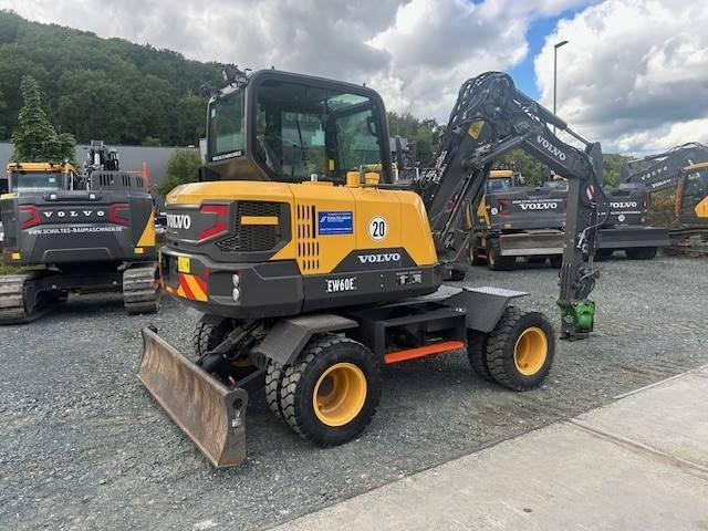 Volvo EW 60 E - حفارة على عجلات: صور 5 Volvo EW 60 E - حفارة على عجلات: صور 5