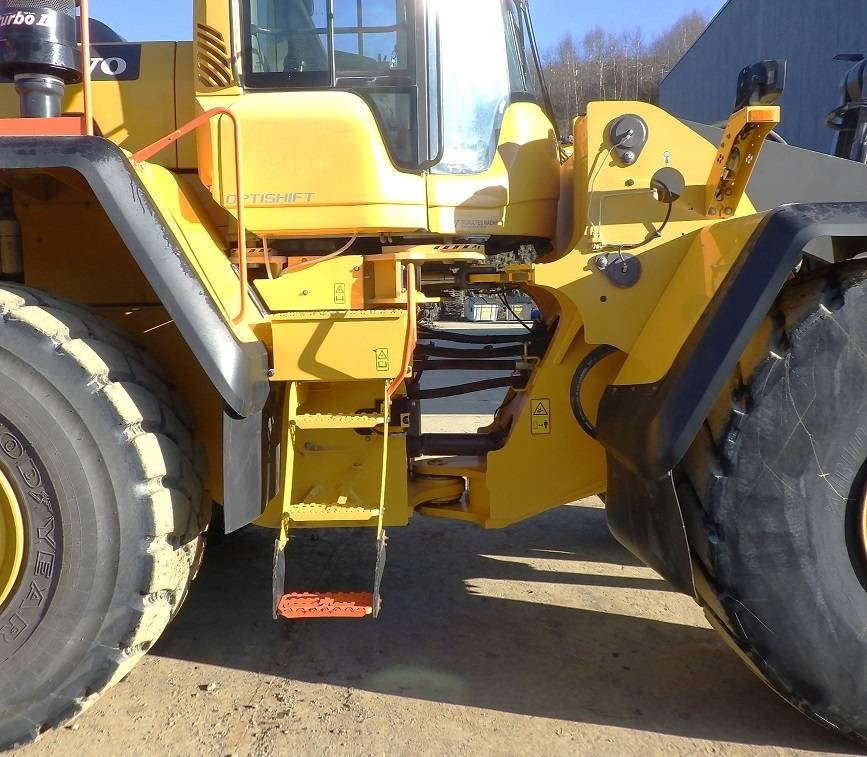 Volvo L 220 H - اللودر بعجل: صور 4 Volvo L 220 H - اللودر بعجل: صور 4