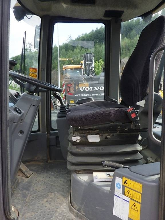Volvo L 35 G - اللودر بعجل: صور 5 Volvo L 35 G - اللودر بعجل: صور 5