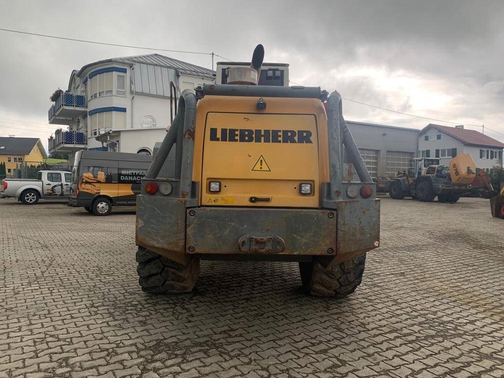 Liebherr L 576 - اللودر بعجل: صور 4 Liebherr L 576 - اللودر بعجل: صور 4