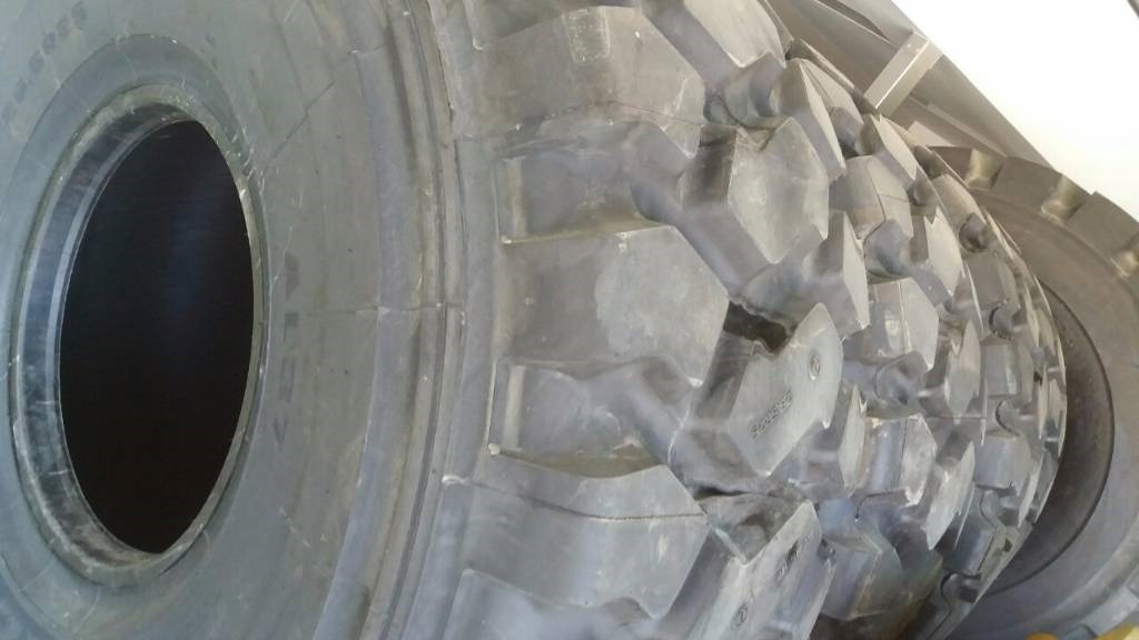 Aeolus 26,5R25 L3 - الإطارات - آلات البناء: صور 2 Aeolus 26,5R25 L3 - الإطارات - آلات البناء: صور 2