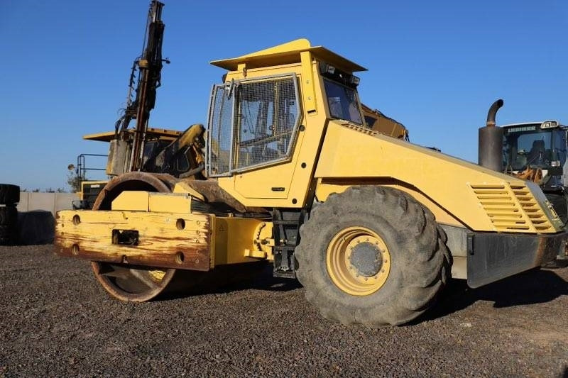 Bomag BW 225 D-3 - مدحلة الأسفلت: صور 4 Bomag BW 225 D-3 - مدحلة الأسفلت: صور 4