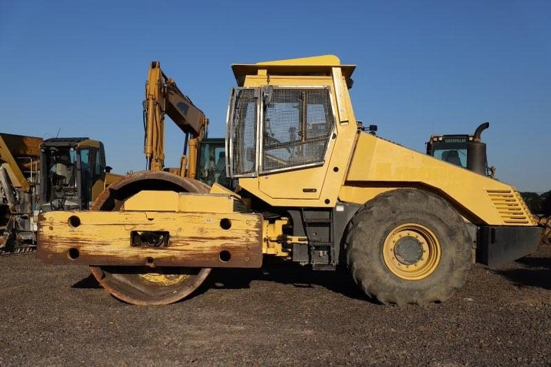 Bomag BW 225 D-3 - مدحلة الأسفلت: صور 2 Bomag BW 225 D-3 - مدحلة الأسفلت: صور 2