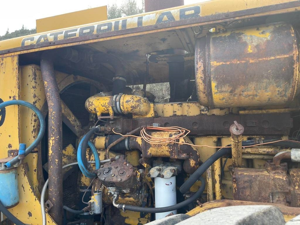 اللودر بعجل CAT 980 B: صور 14 اللودر بعجل CAT 980 B: صور 14