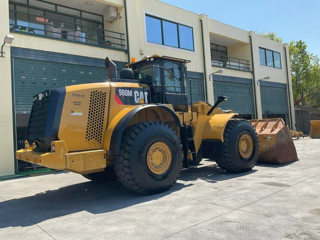 CAT 980M - اللودر بعجل: صور 4 CAT 980M - اللودر بعجل: صور 4