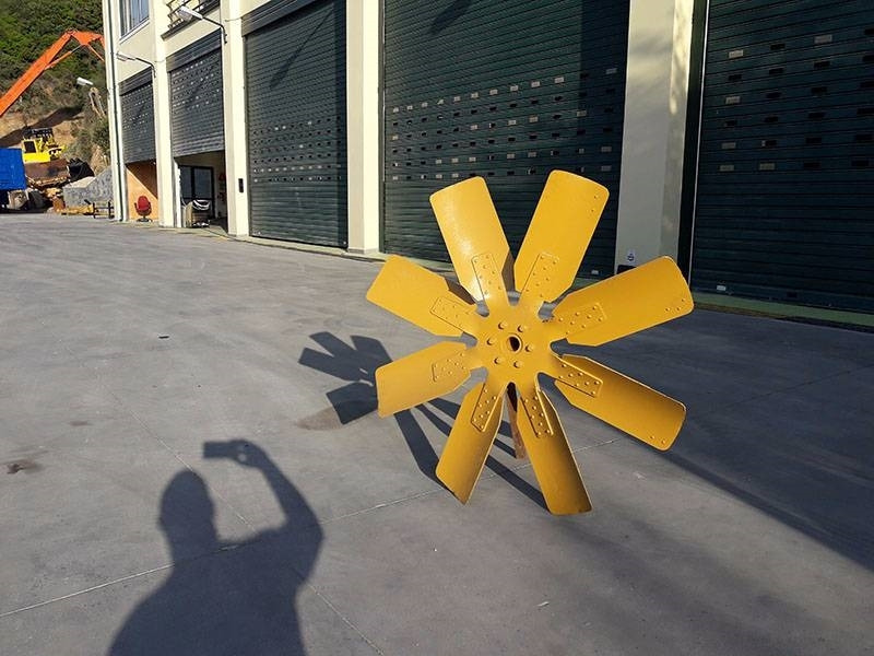 CAT 988 B - قطع الغيار - اللودر بعجل: صور 2 CAT 988 B - قطع الغيار - اللودر بعجل: صور 2