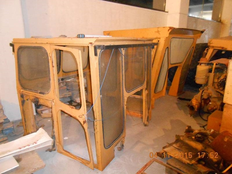 CAT CABIN FOR CATERPILLAR D7G/F/E - الكبائن - آلات البناء: صور 3 CAT CABIN FOR CATERPILLAR D7G/F/E - الكبائن - آلات البناء: صور 3