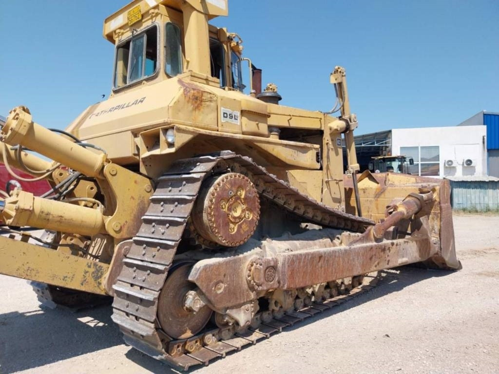 CAT D 9 L - بلدوزر: صور 1 CAT D 9 L - بلدوزر: صور 1
